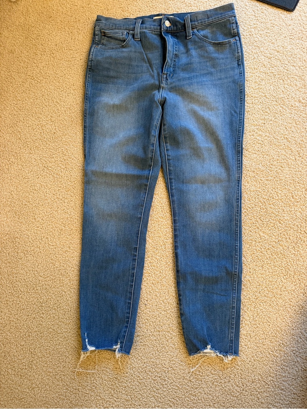 Madewell Mid Blue Ankle Crop Jeans with Frayed Hem